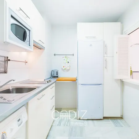 Imar By Cadiz4rentals דירה *